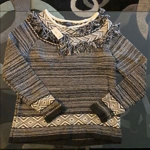 A long sleeve sweater - Size Medium - Never worn